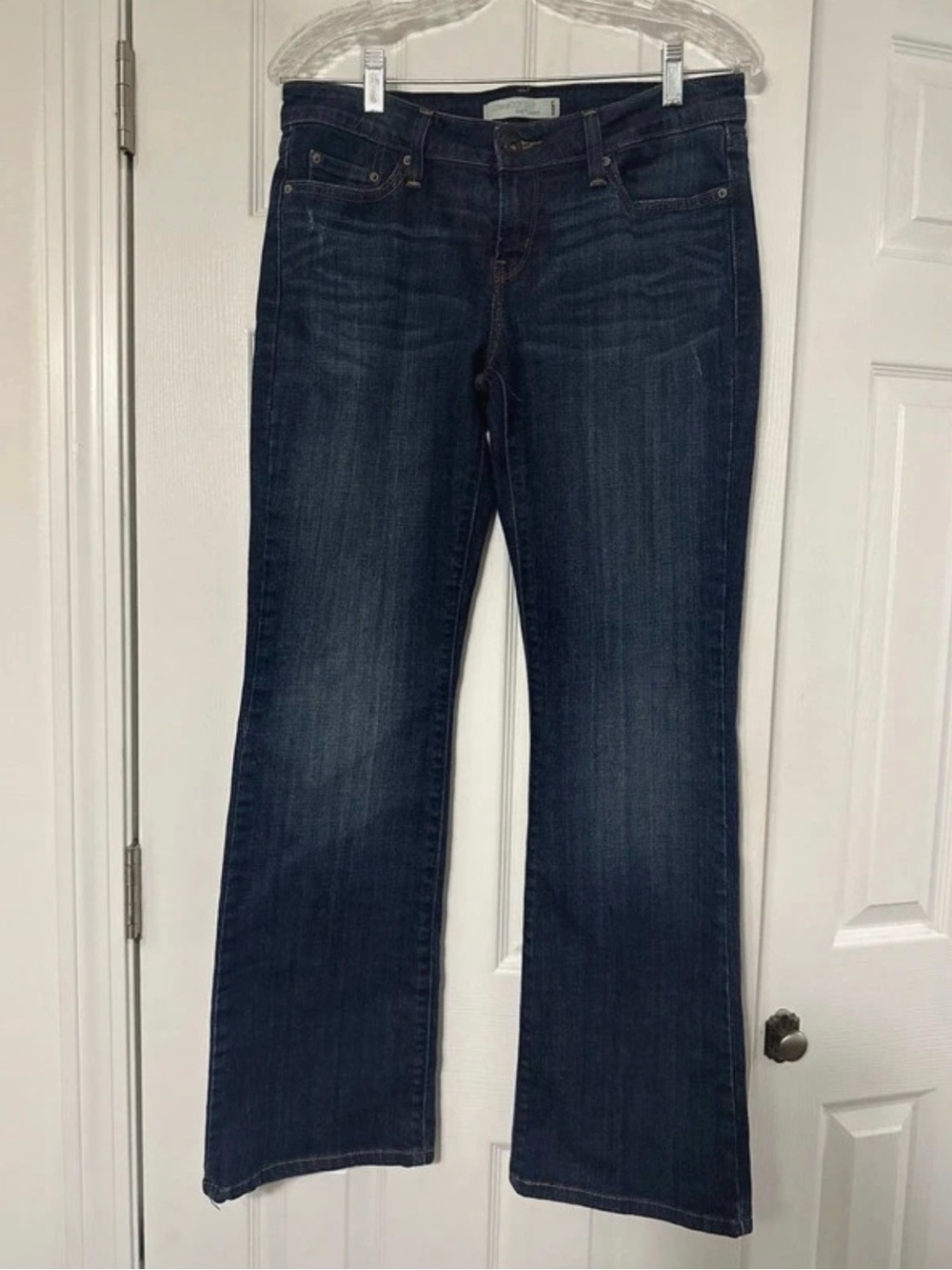 Levi’s 545 Low Bootcut Jeans Size US 6M.
